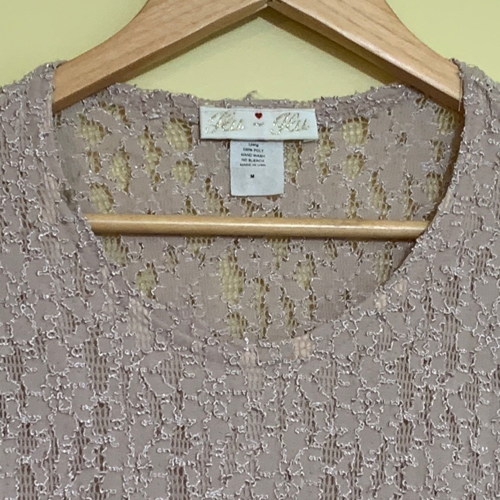 Glu-Glu || Tan Nude Embroidered Floral Lace Sheer Long Sleeve Stretch Top M - Picture 3 of 13